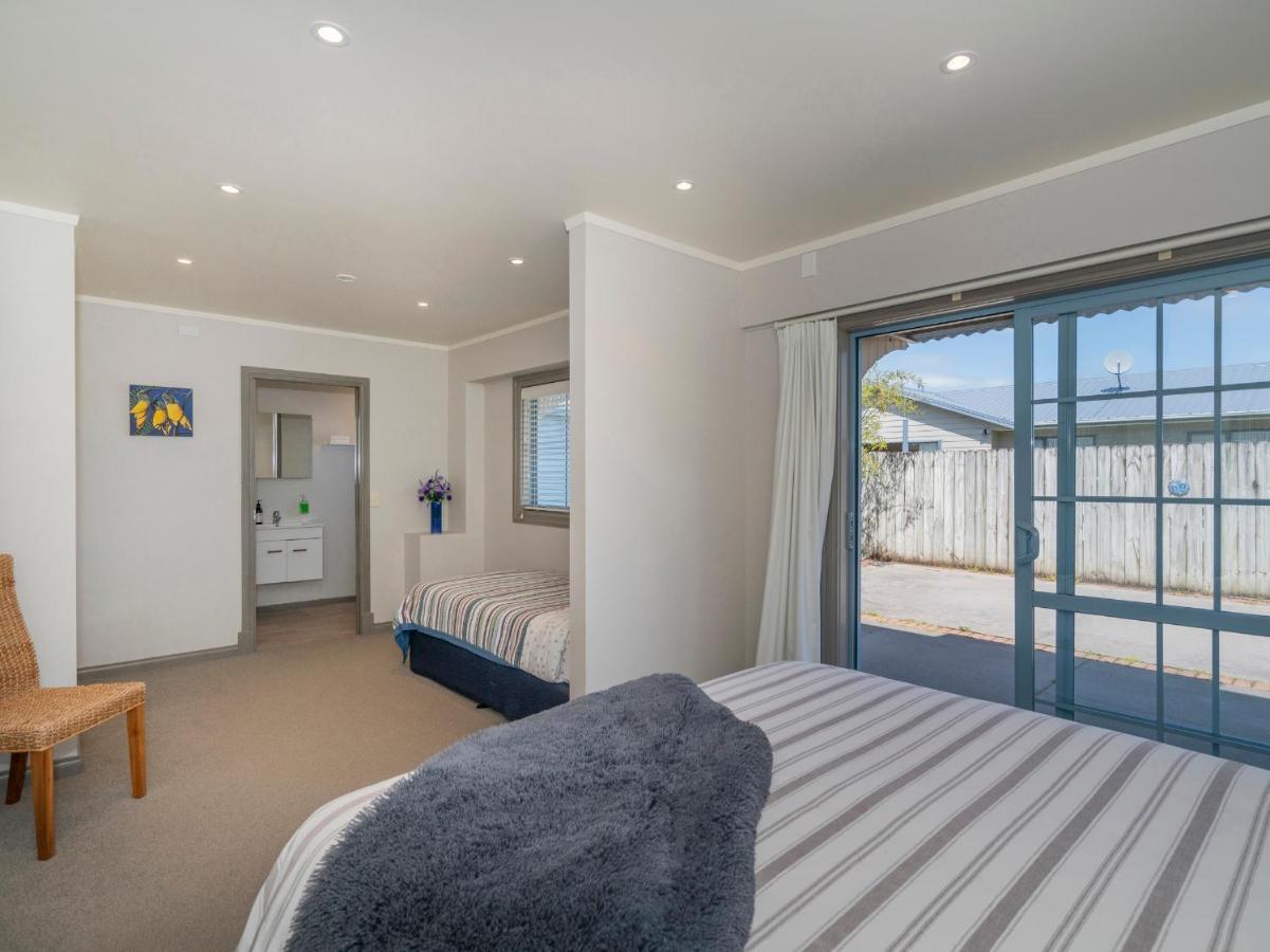 Pipi Dune Villa - Whitianga Holiday Home Exterior photo